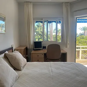 https://luxury-apt-alamos-beach-torremolinos.1costadelsol.com